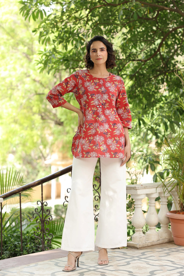 Red Floral Cotton Round Neck Handblock Short Top For Women's