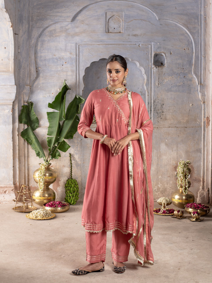 PEACH MUSLIN SILK ANGRAKHA NECK GOTA DORIYA DUPATTA FULL SET