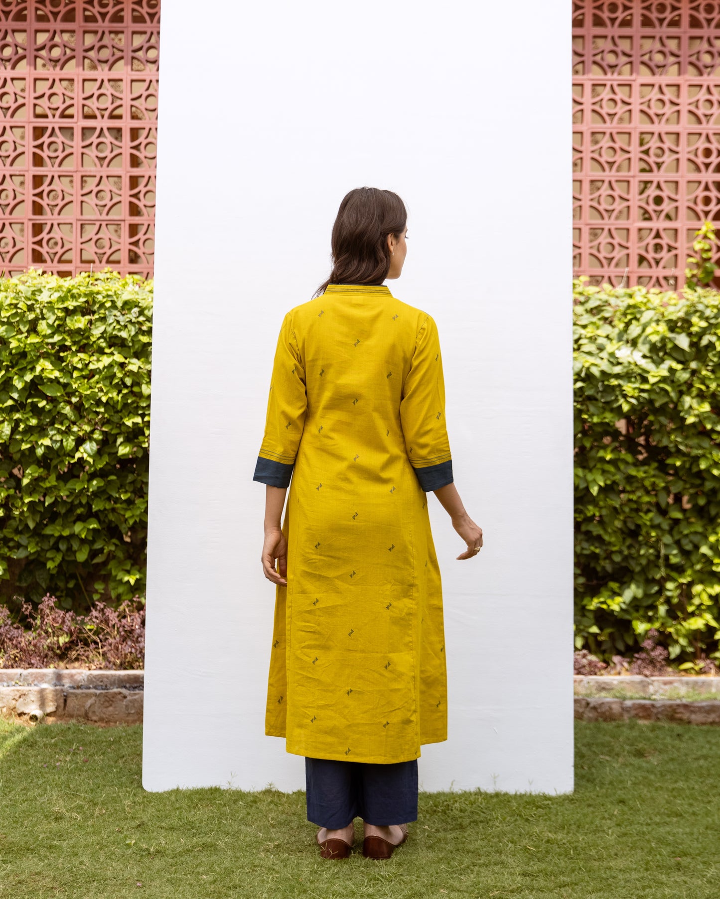 Mustard Yellow Cotton V-Neck Kurta For Women's