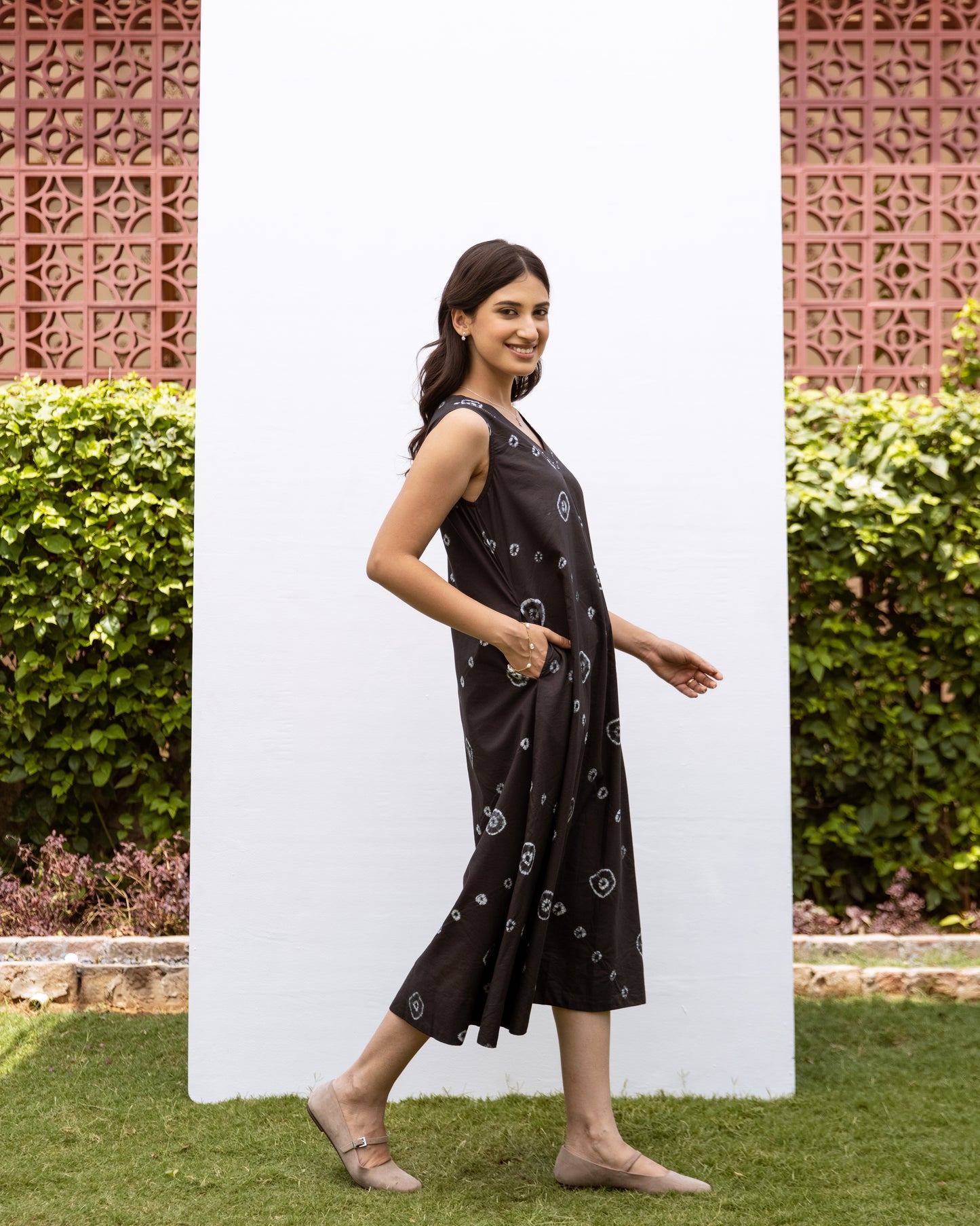 Black Bandhani Print Cotton Modal Sleeveless Dress For Women's