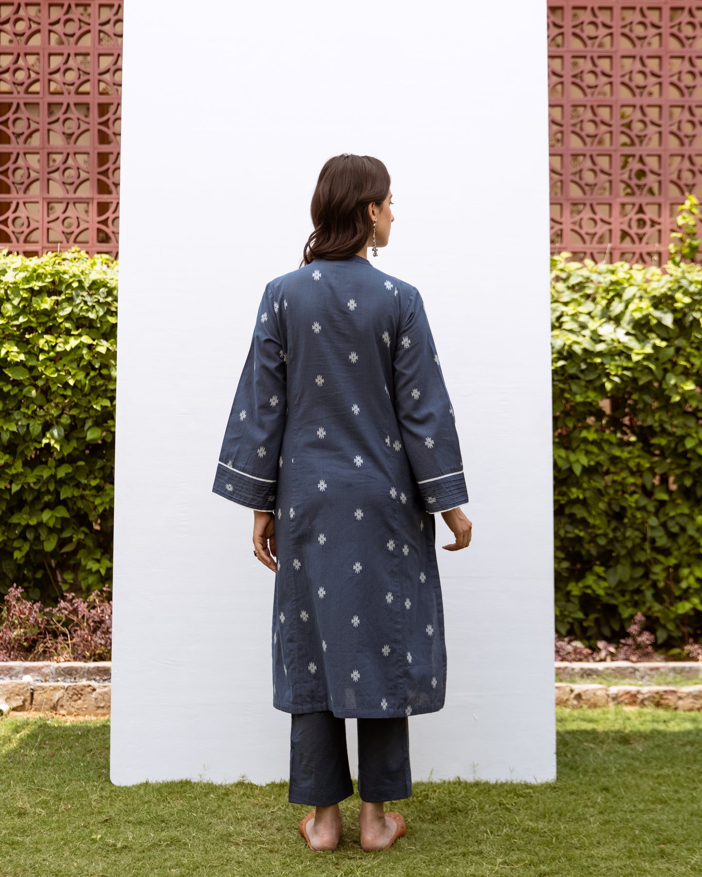 Indigo South Handloom Round Neck Kurta With Pant Set For Women's