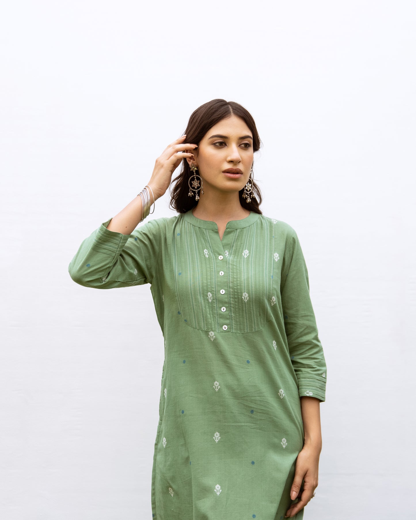 Soft Green Cotton Handloom Round Neck Kurta For Women's