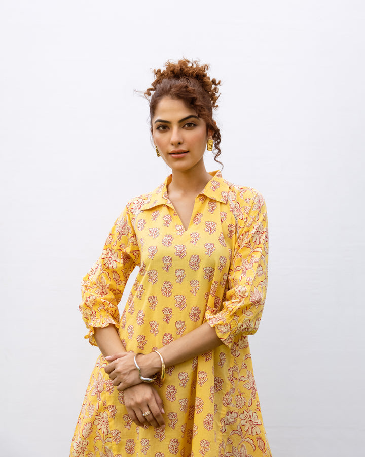 Yellow Cotton Collar With V-Neck Floral Print Kurta For Women's