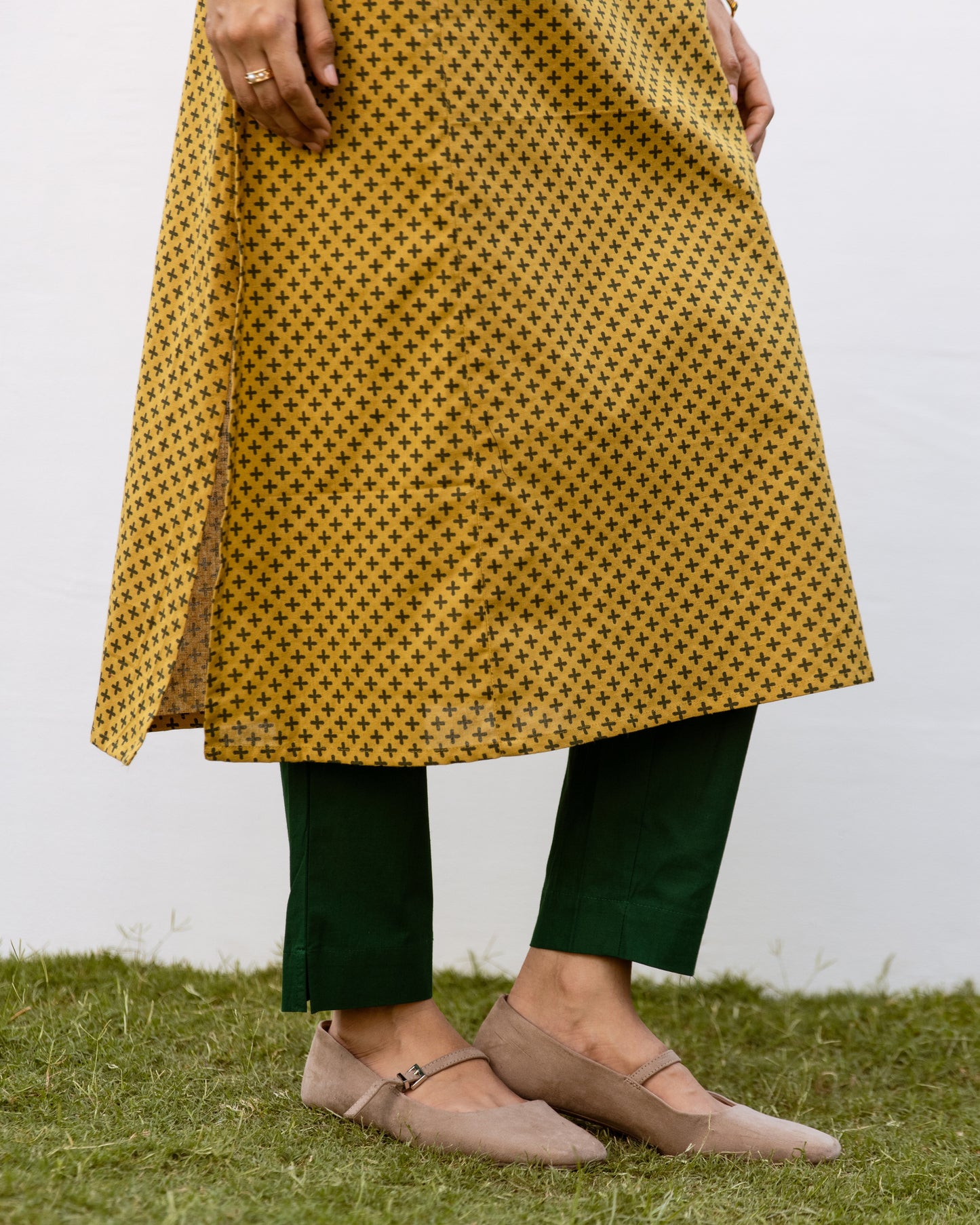 Mustard Yellow Cotton Round Neck Printed Kurta For Women's