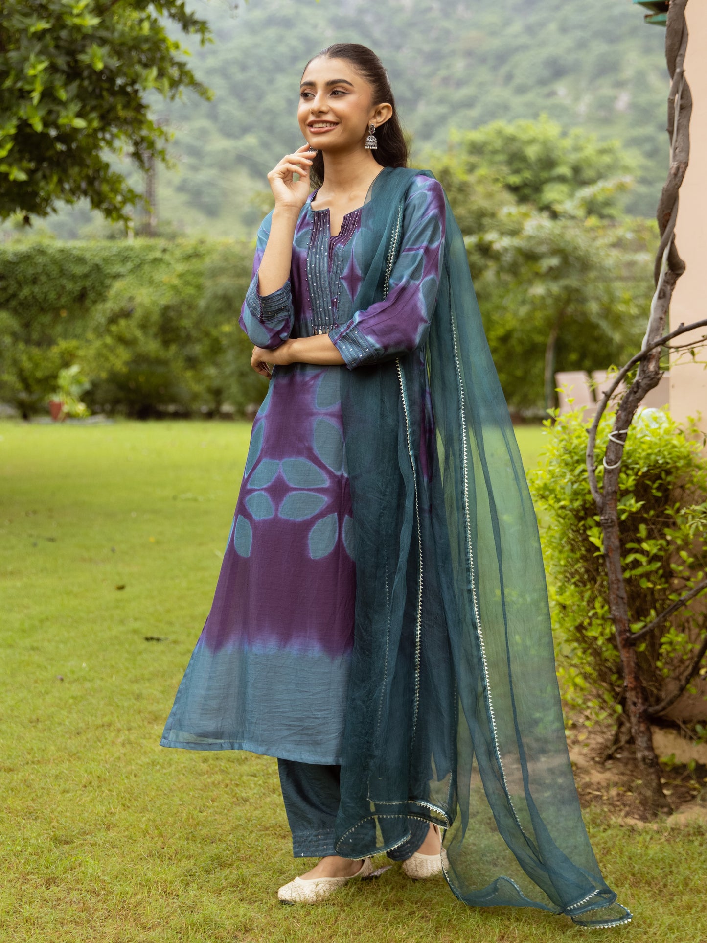 Blue Cotton Chanderi V-Neck Complete Suit Set For Women's