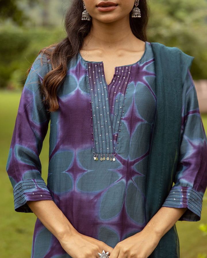 Blue Cotton Chanderi V-Neck Complete Suit Set For Women's