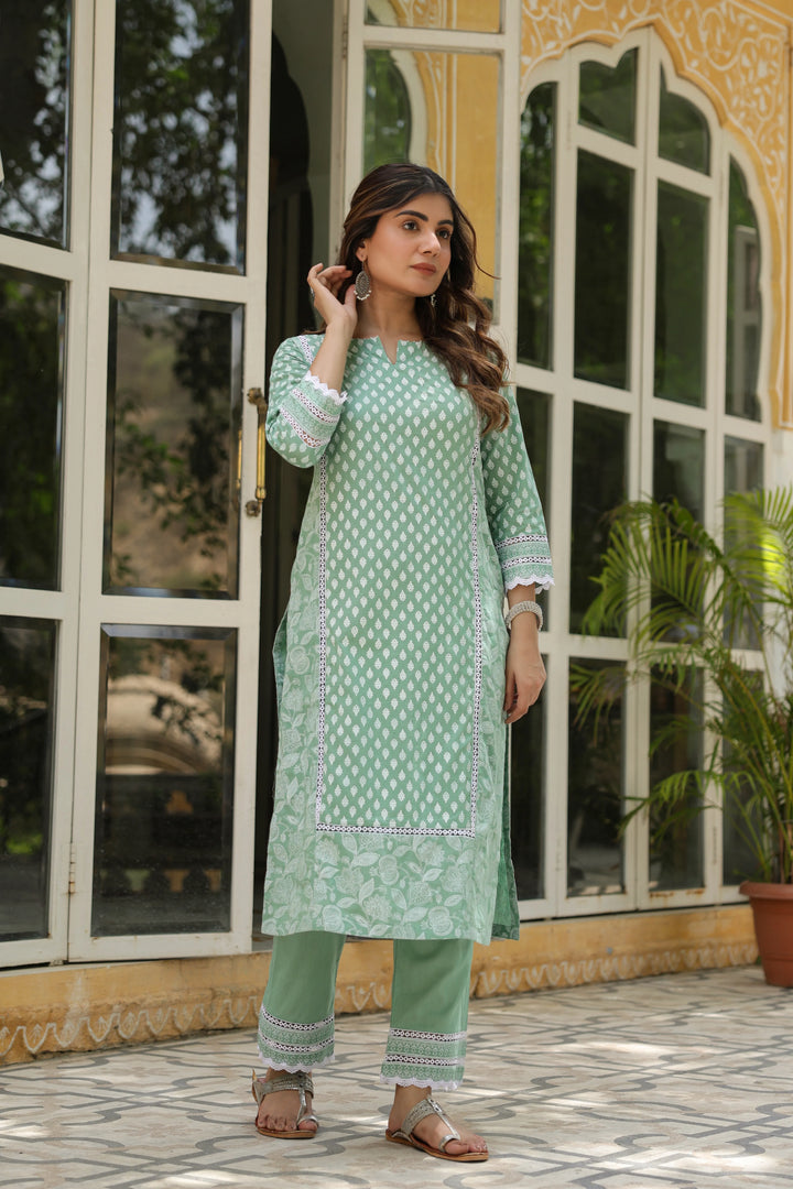 GREEN COTTON ROUND WITH V NECK CROSHIA LACE KURTA PANT SET