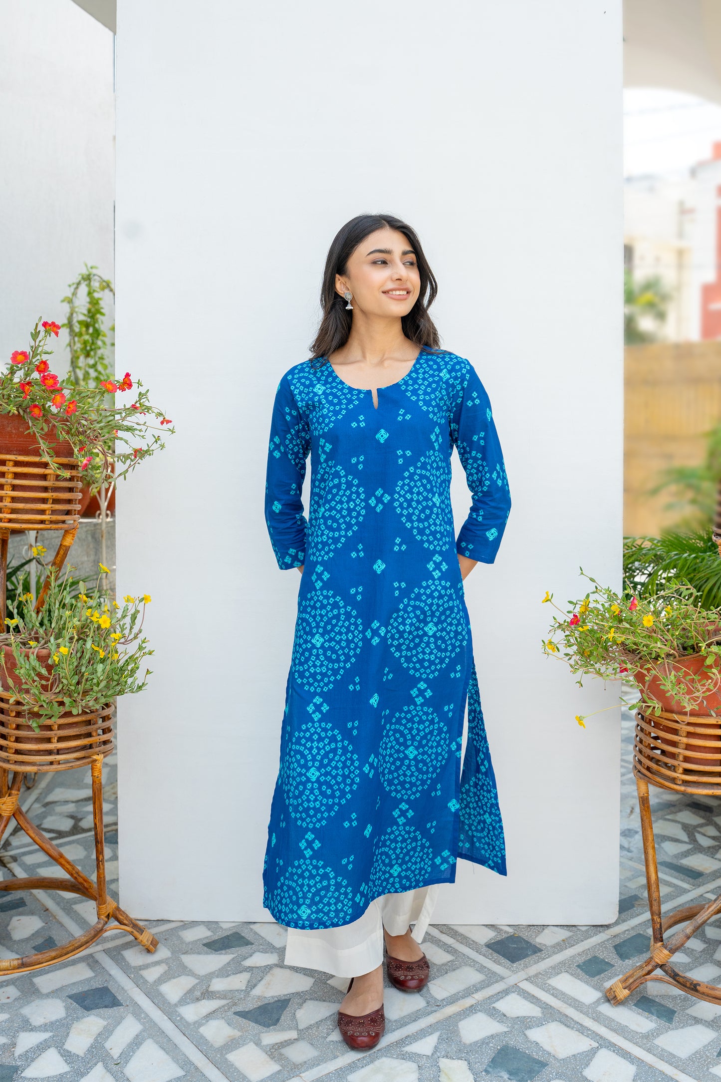 Blue Cotton Bandhani Printed Kurta For Women's