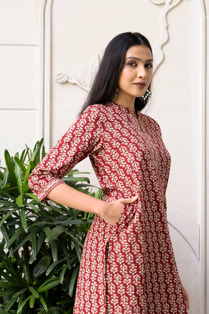 Maroon Cotton Collar Neck Booti Print Co-Ord Set For Women's