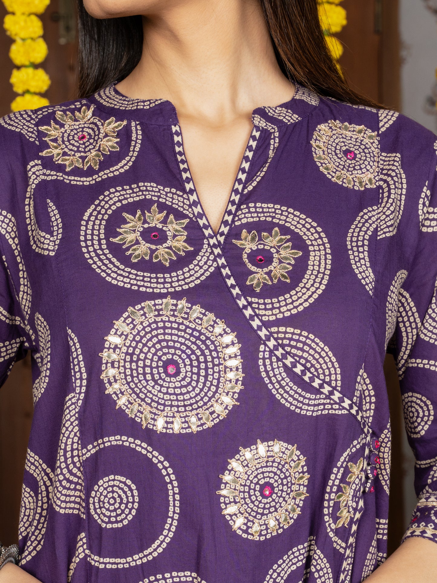 Brinjal Cotton Round Neck Kurta Pant Set For Women's