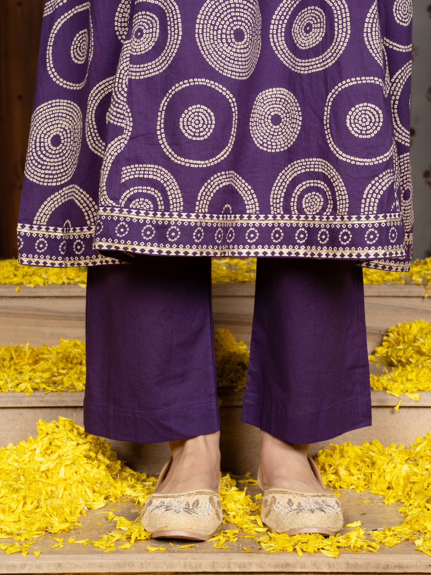 Brinjal Cotton Round Neck Kurta Pant Set For Women's