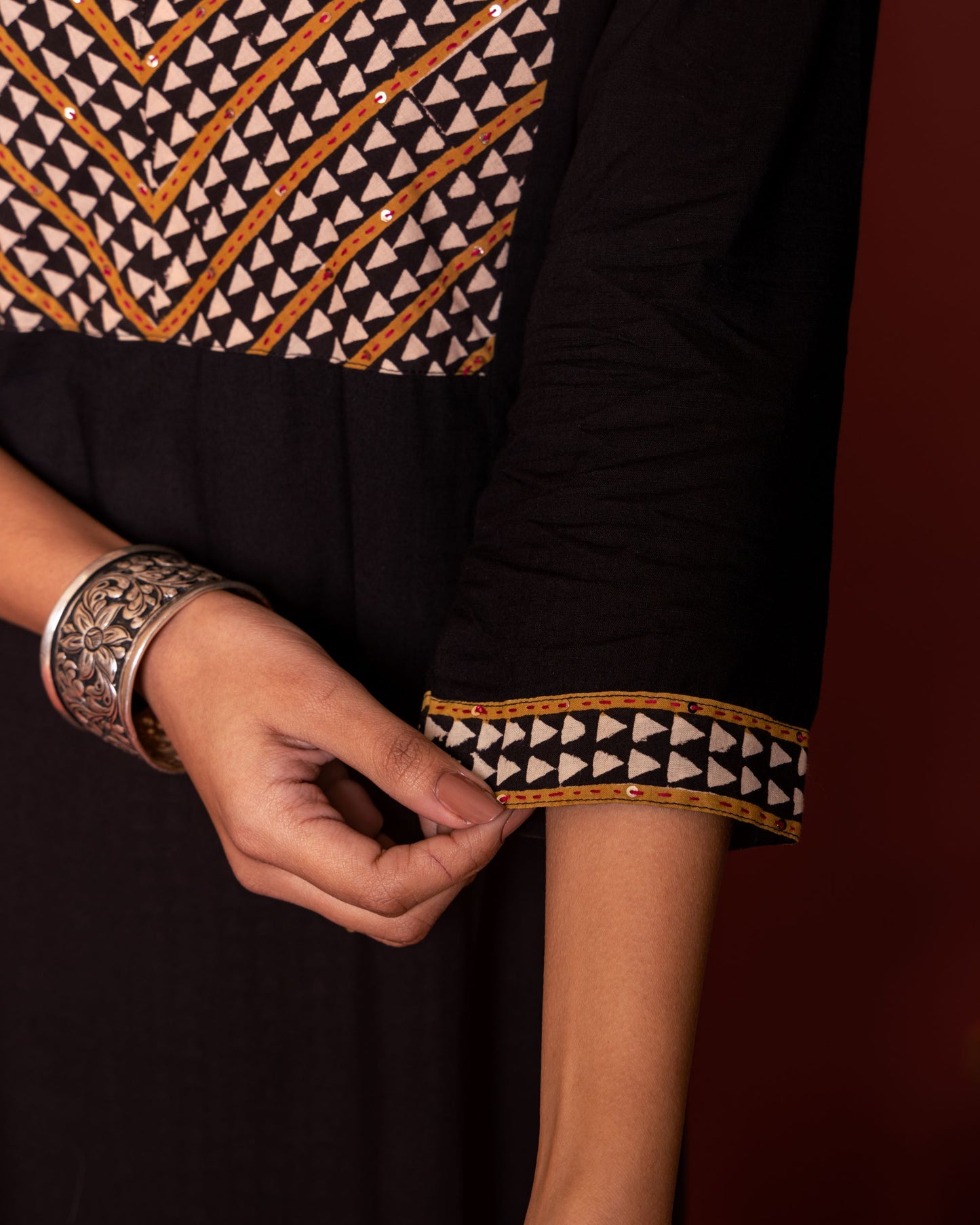 BLACK COTTON ROUND WITH V-NECK HAND BLOCK KATHA WORK AND SEQUENCE KURTA PANT SET