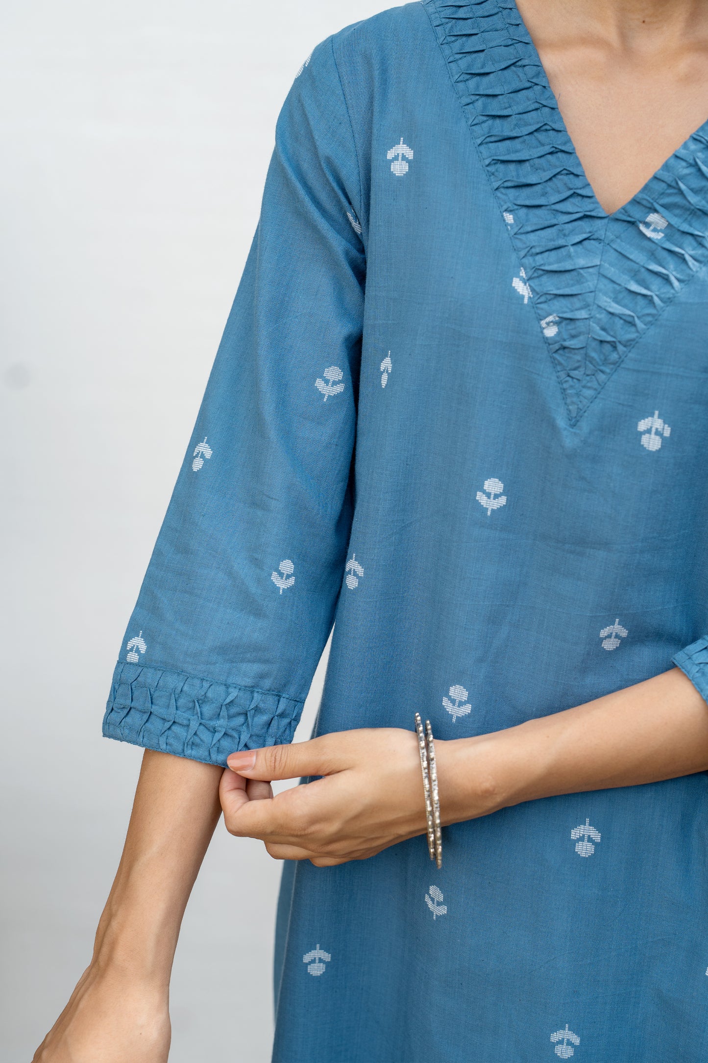 Blue Cotton Handloom Kurta For Women's
