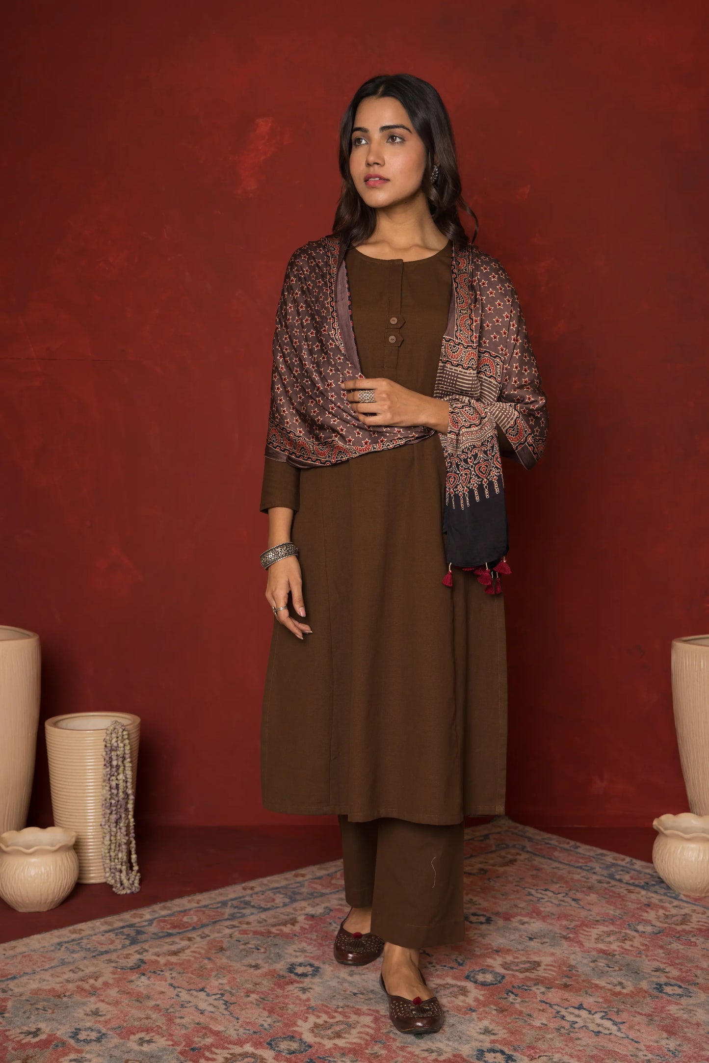 DARK BROWN COTTON FLEX ROUND HIGHLIGHTED WITH WOODON BUTTONS KURTA PANT SET