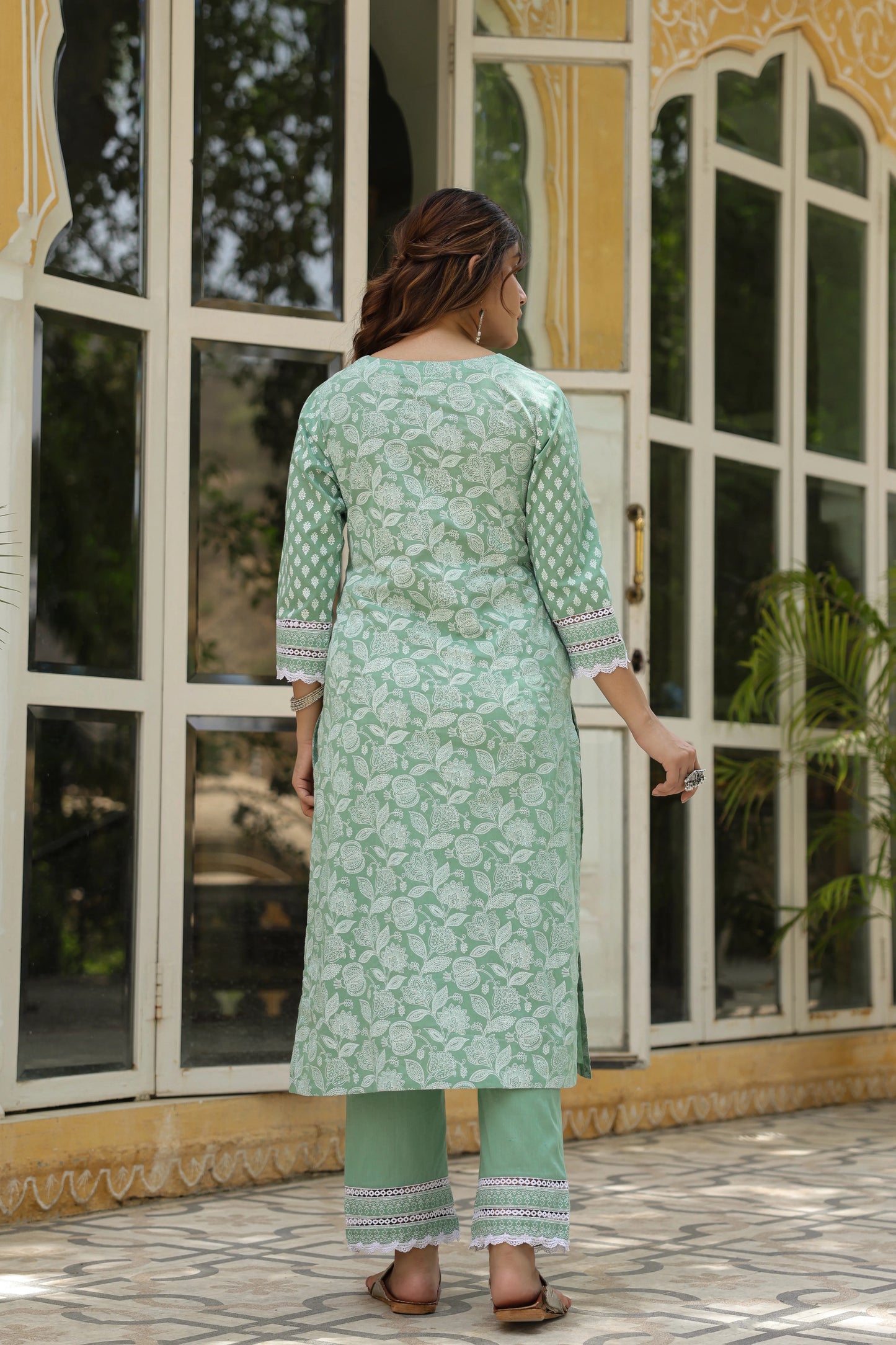 GREEN COTTON ROUND WITH V NECK CROSHIA LACE KURTA PANT SET