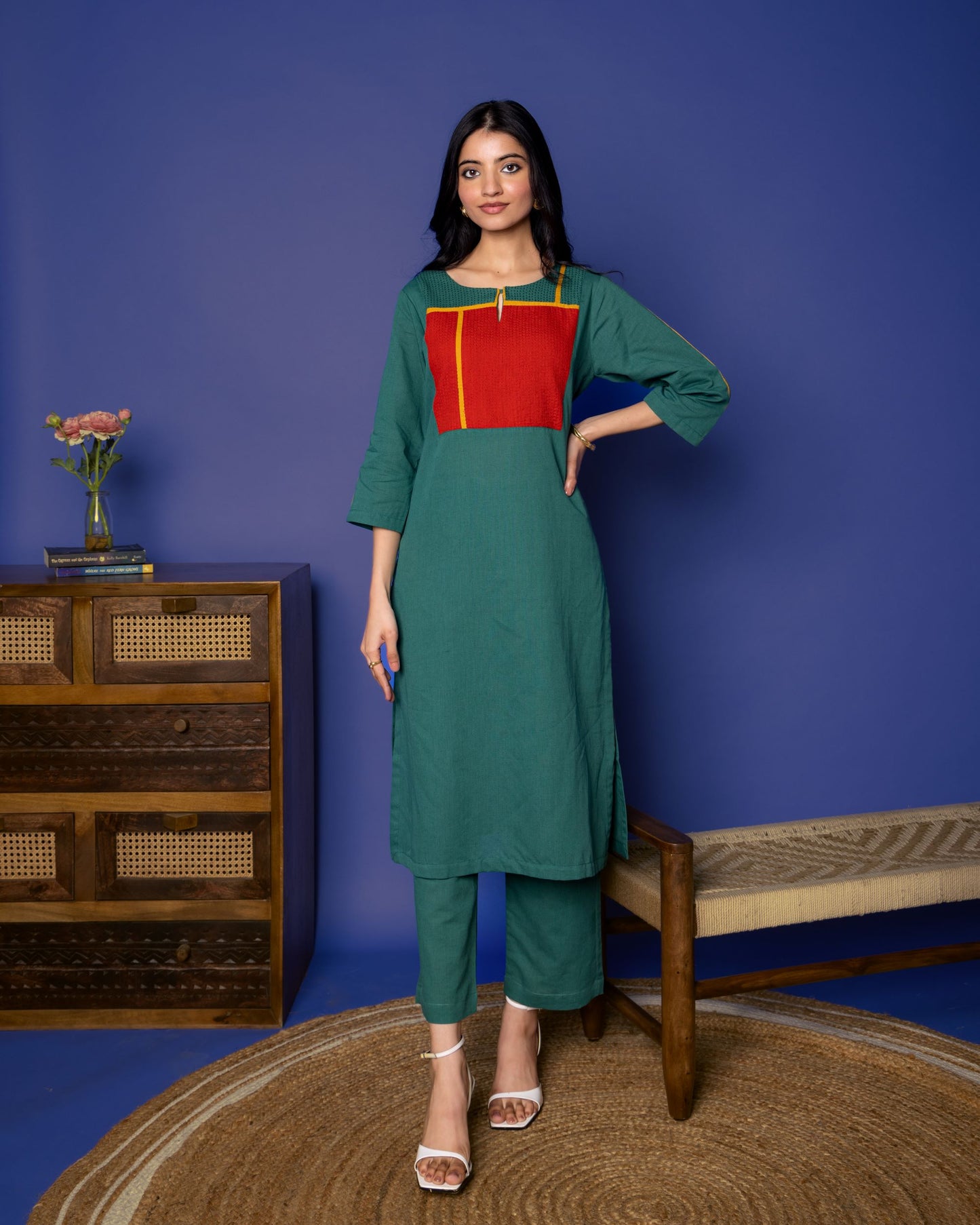 GREEN COTTON LINEN ROUND WITH V-CUT YOKE HIGHLIGHTED WITH KATHA WORK KURTA PANT SET