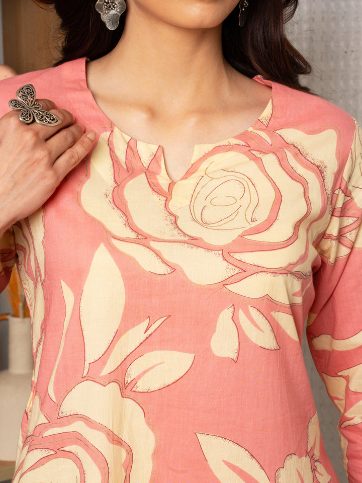 Pink -cotton-Round With V- neck-printed-kurta-for-womens