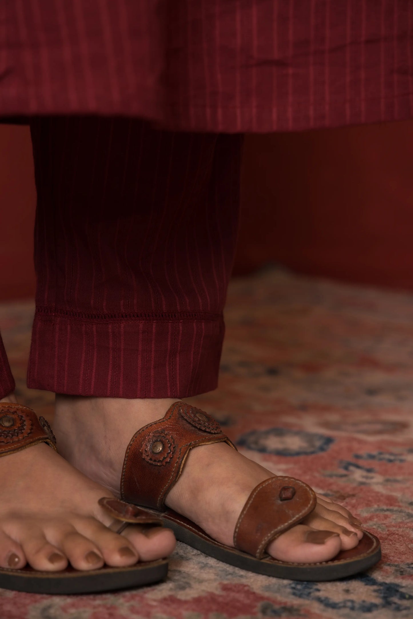 MAROON COTTON DOBBY ROUND SLEEVES HIGHLIGHTED WITH LACE KURTA PANT SET