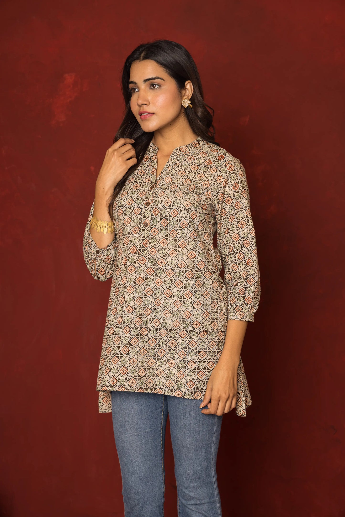 Multicoloured Cotton Collar Handblock Short Top For Women's