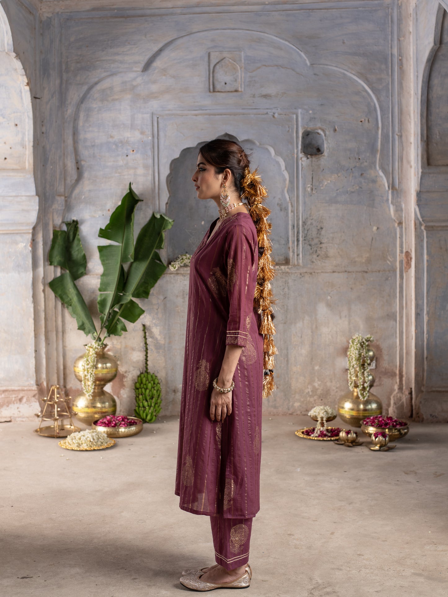 Purple Cotton Lurex V-Neck Kurta Pant Set For Women's