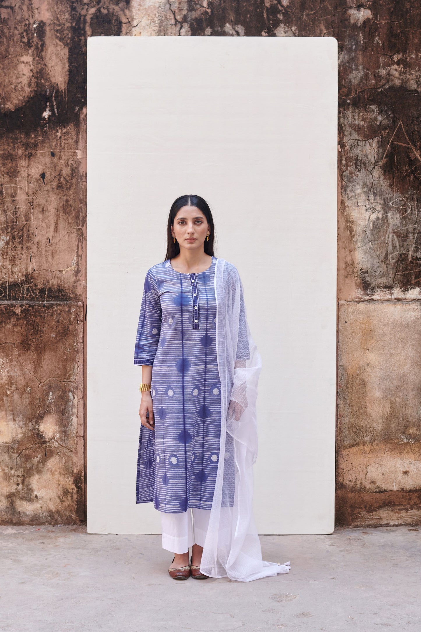 Blue Neck Cotton Round Neck Shibori Kurta for Women's