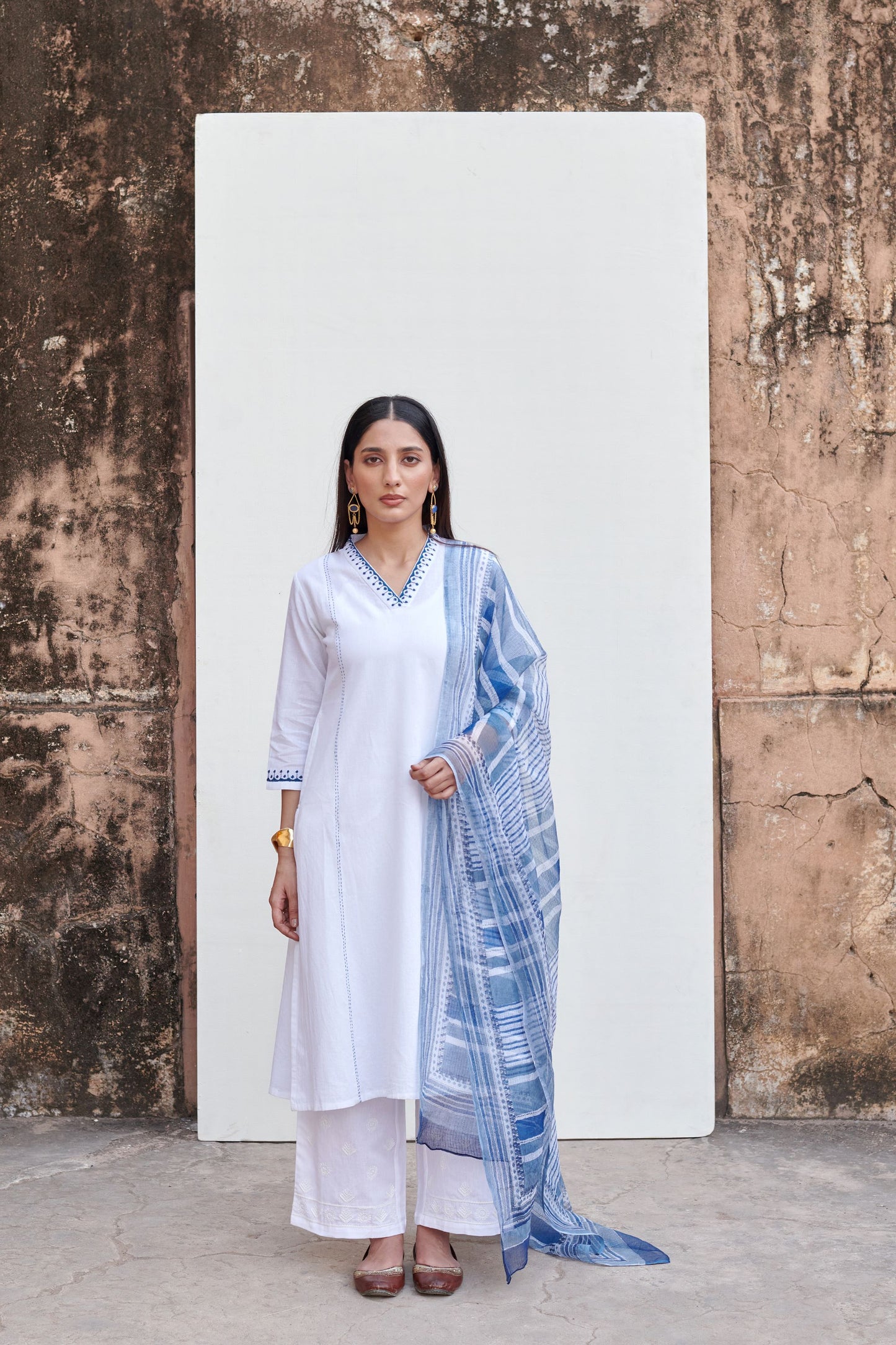 White Cotton Flex V-Neck Kurta For Women's
