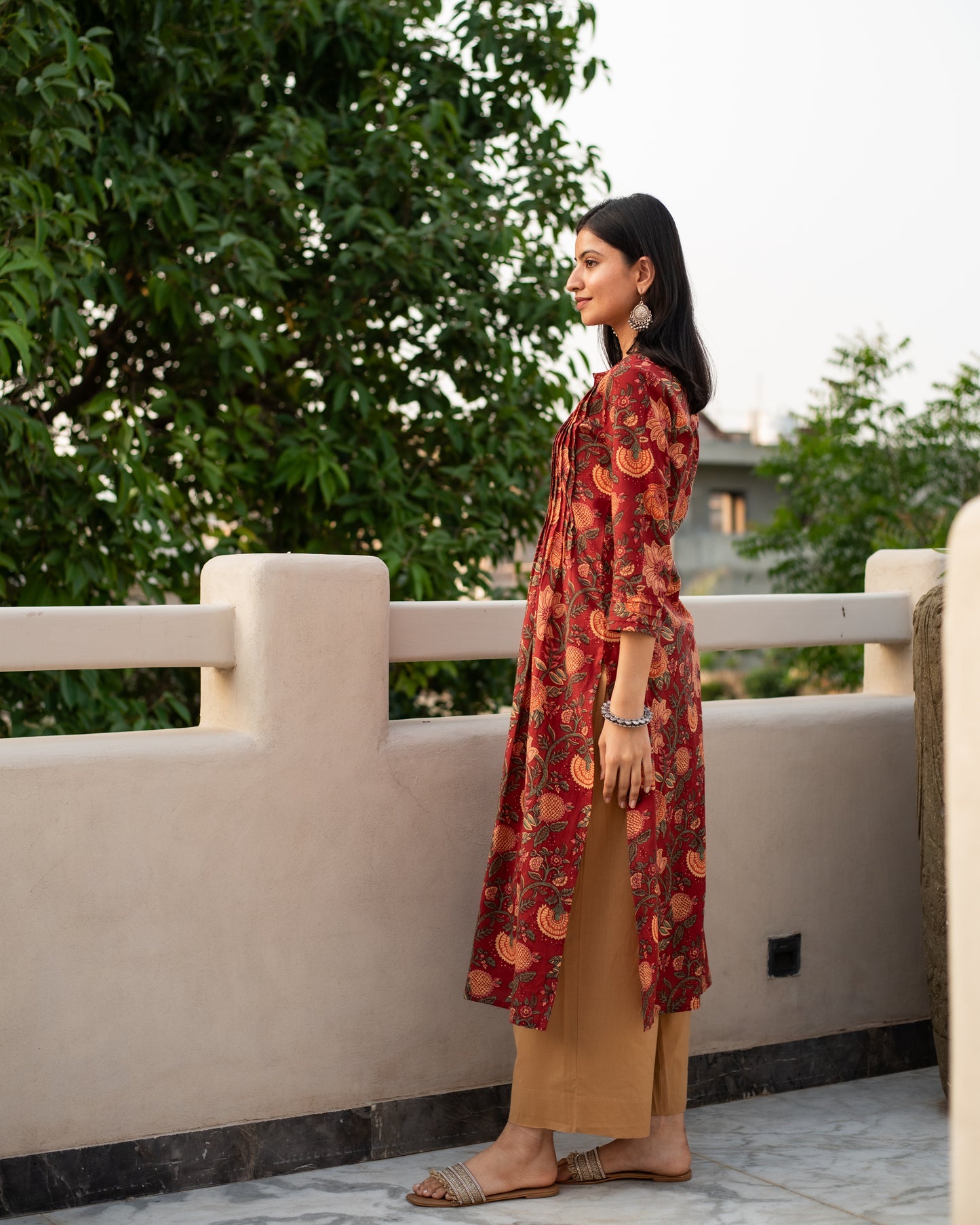 Maroon with Multicolored Cotton Round neck Jaal print Straight Kurta