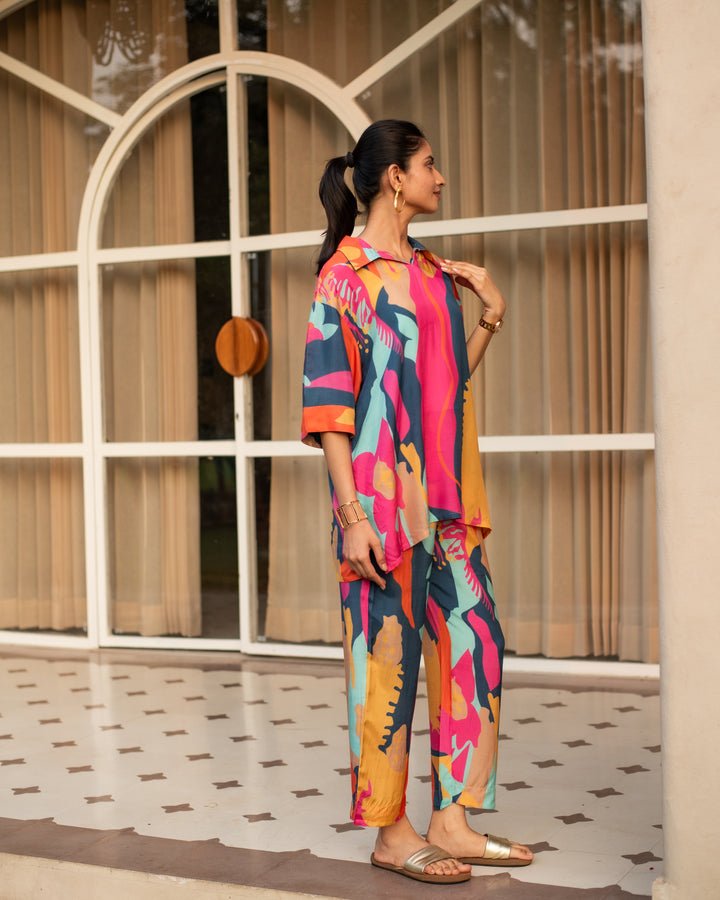 Multicolored Muslin Collar With V-Neck Co-Ord Set For Women's