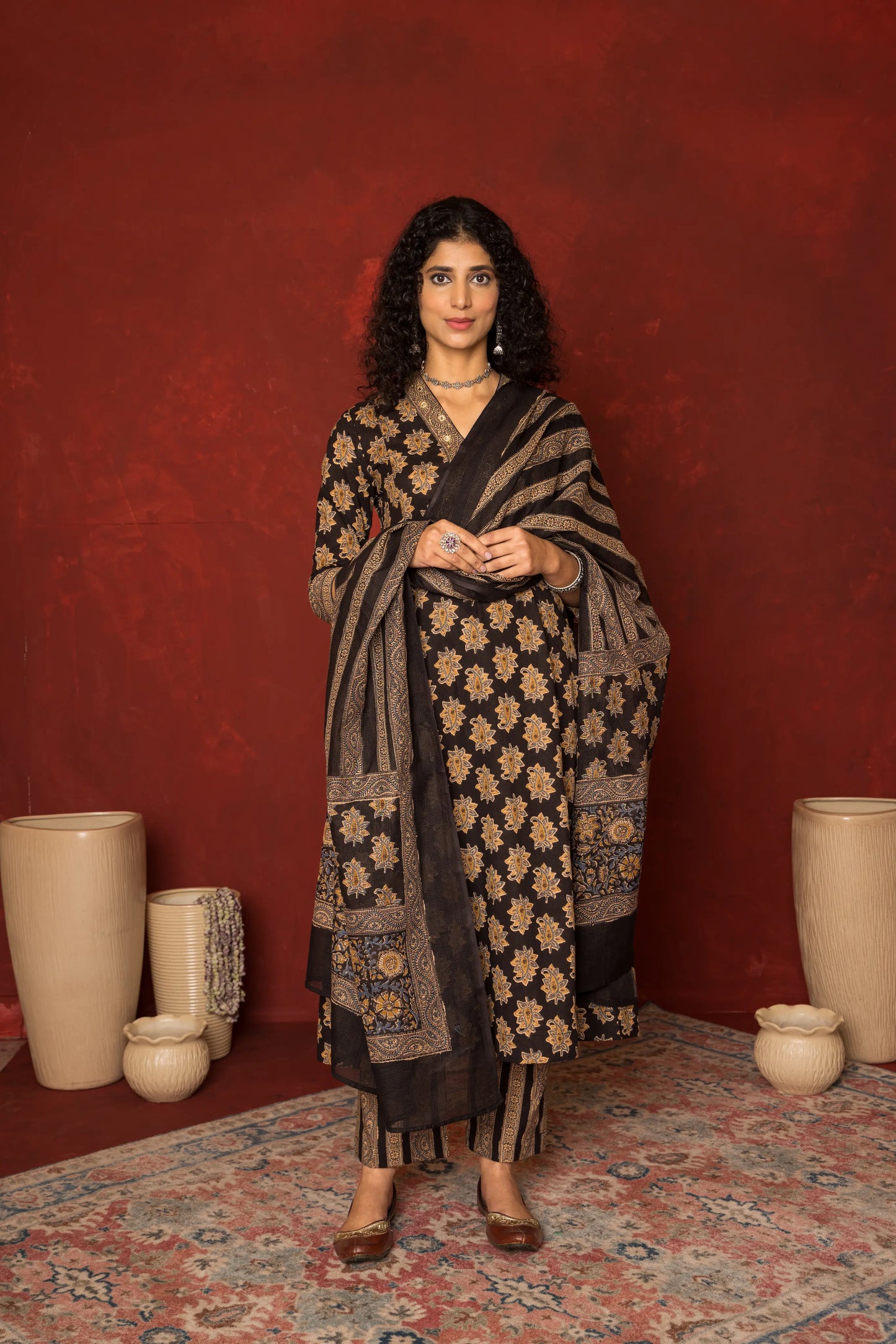 BLACK COTTON V-NECK BOOTI PRINT MIRROR WORK ON NECK FULL SET