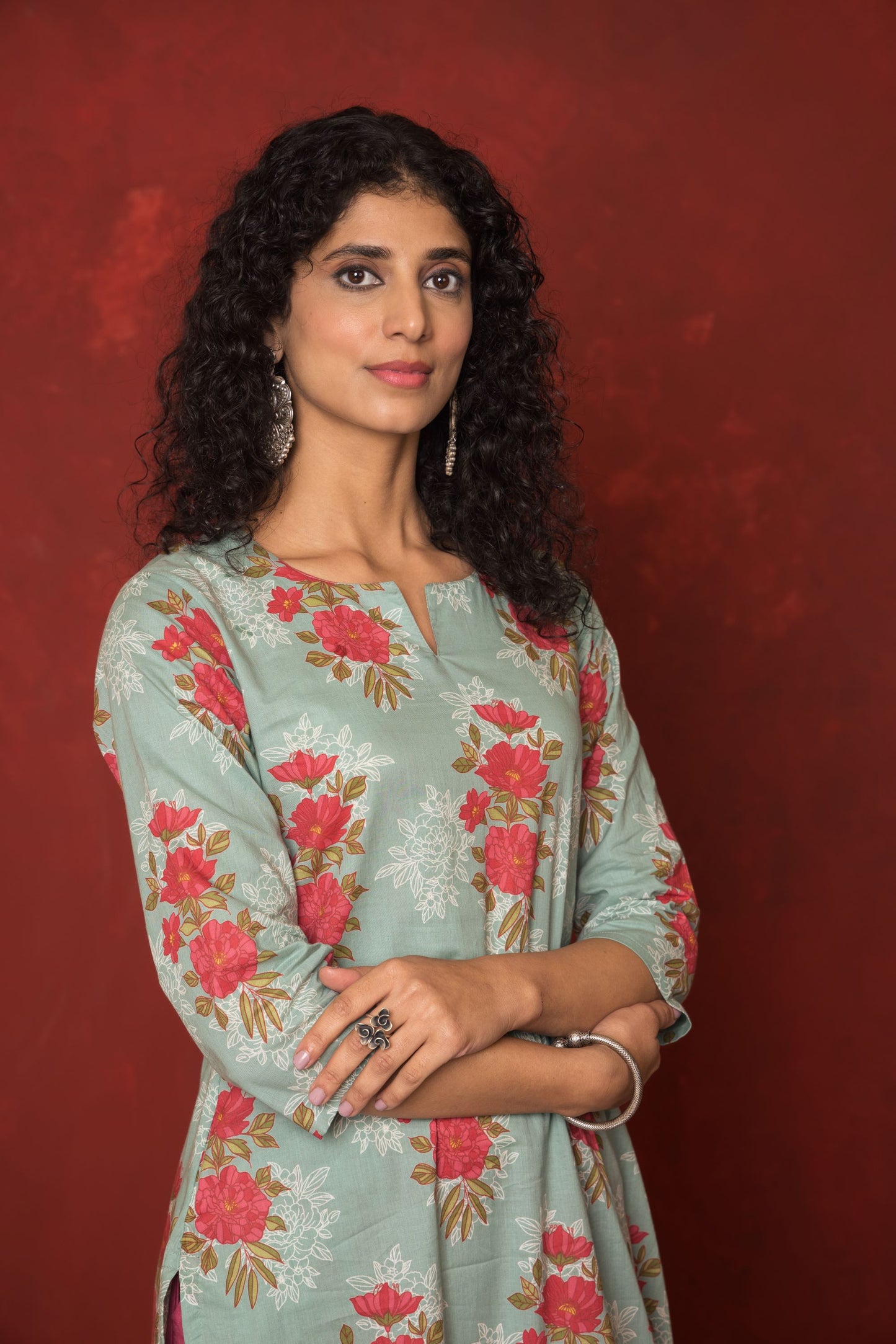 Aqlie Blue Cotton Round Neck Kurta For Women's