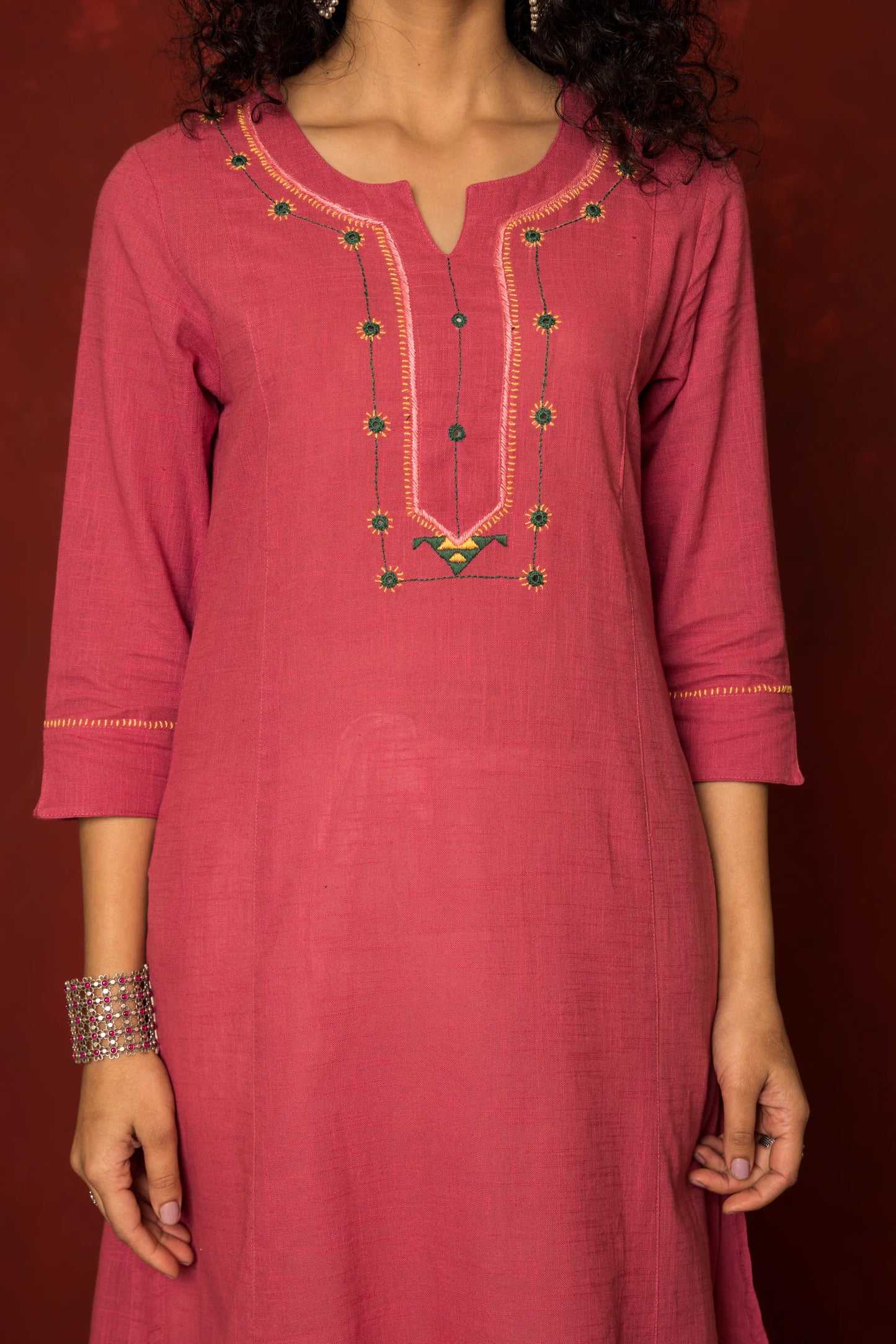 ONION PINK COTTON SLUB KURTA HIGHLIGHTED WITH HAND MIRROR WORK WITH KATHA KURTA FOR WOMEN'S