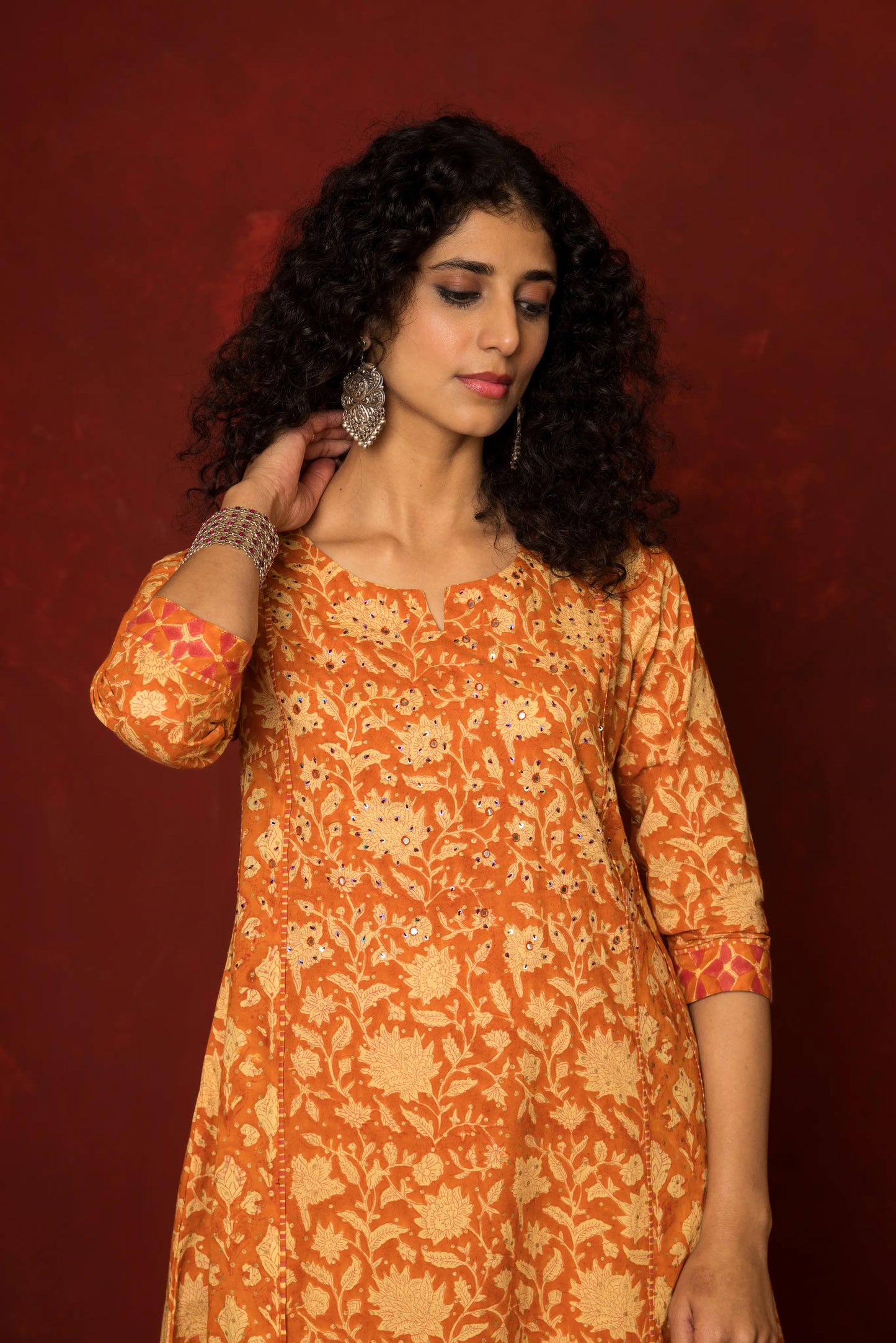 ESHANA KURTA