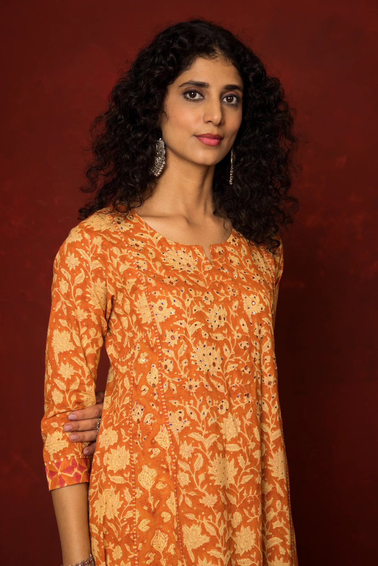 ESHANA KURTA