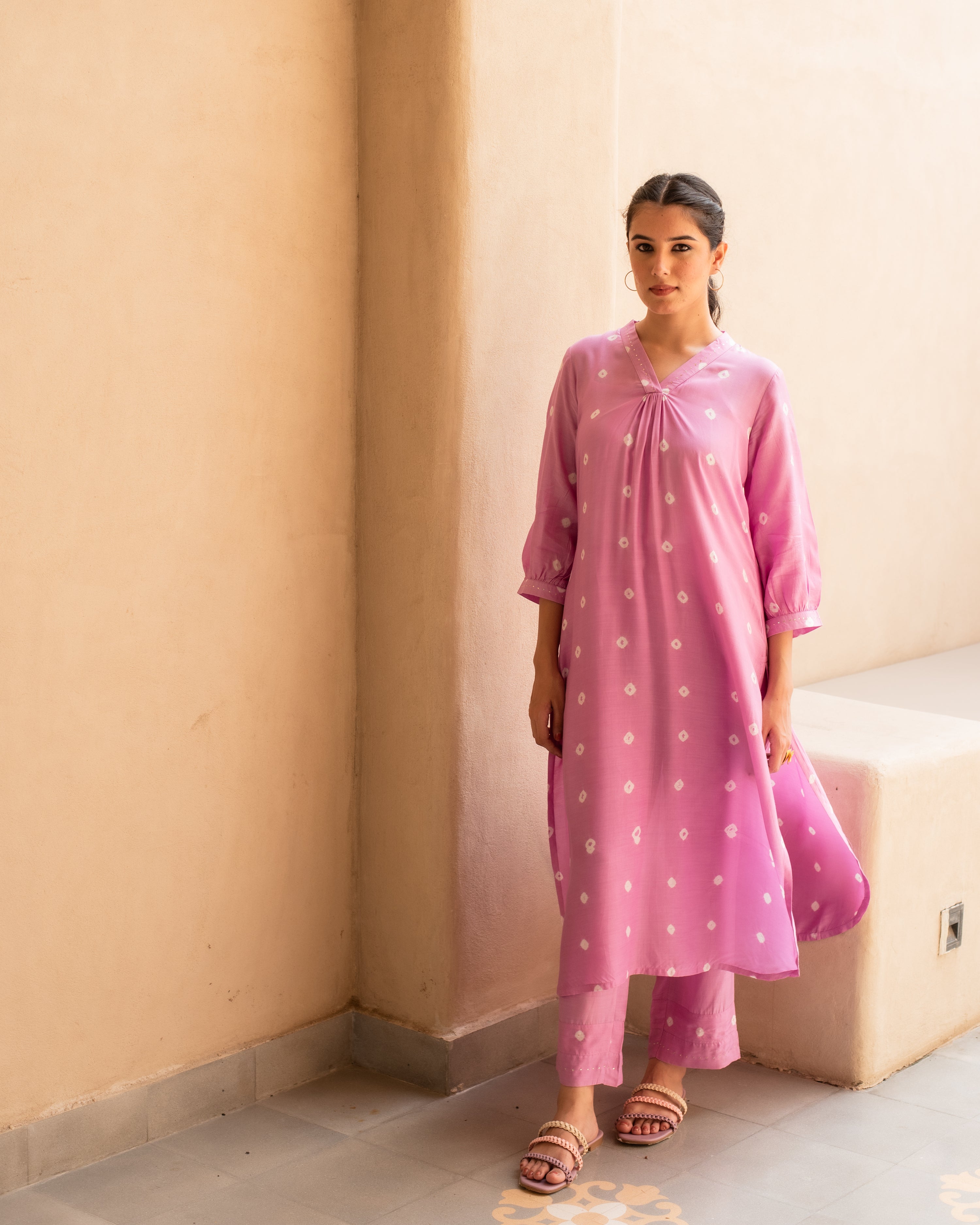 Elevate Your Style With Beautiful Women Kurtas!!