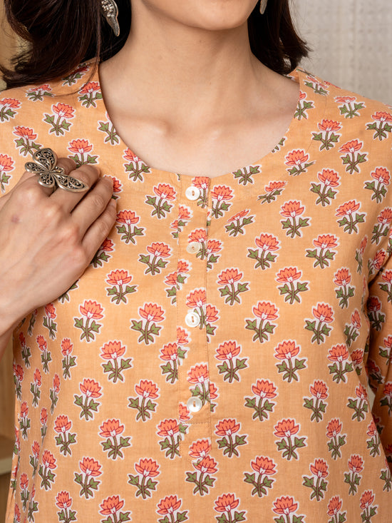 Light Orange Cotton Round Neck Booti Print Kurta For Women's