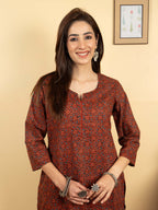 Brick Red Colour Cotton Round With V-Neck Abstract Print Kurta For Women's