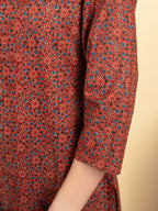 Brick Red Colour Cotton Round With V-Neck Abstract Print Kurta For Women's