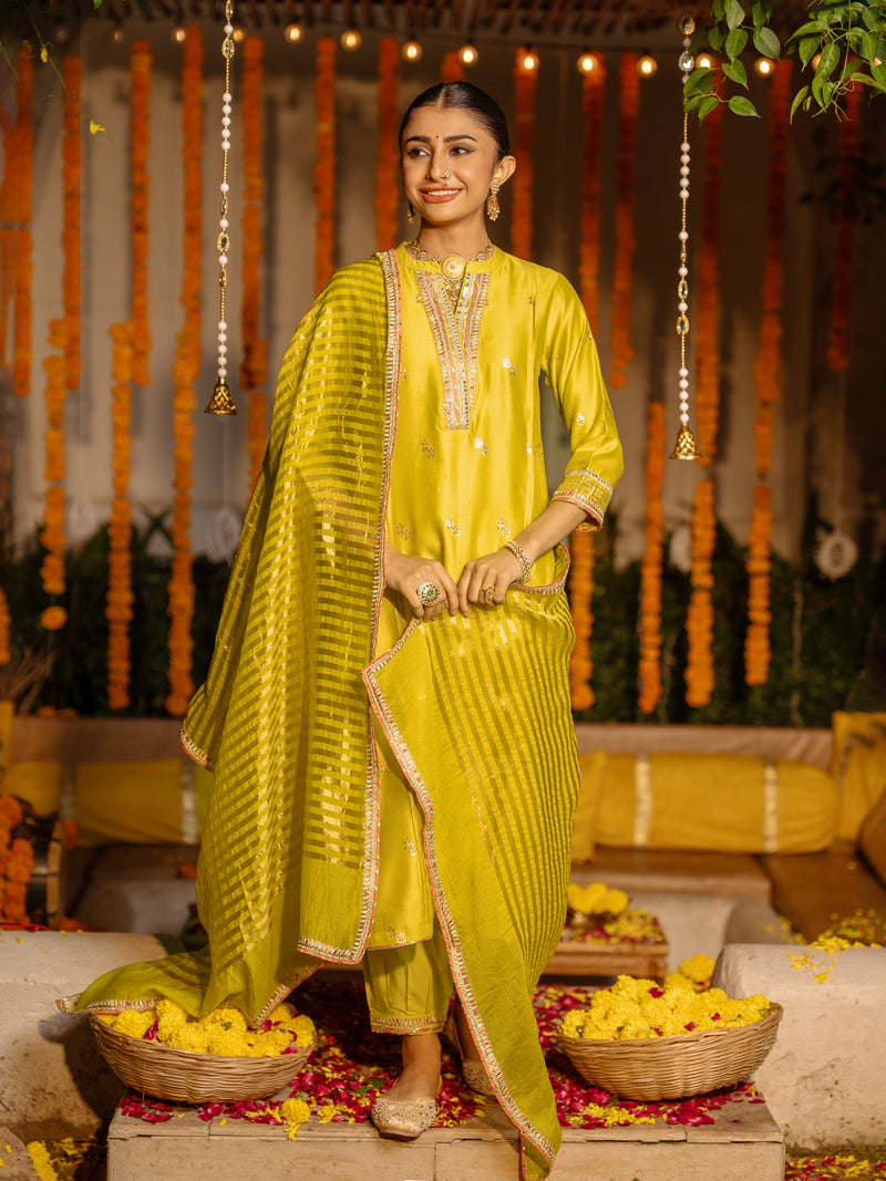 Golden Banarasi Chanderi Silk V-Neck Complete Suit Set For Women's