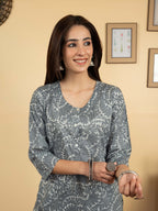 Gray Color Cotton Round With V Neck Abstract Print Kurta
