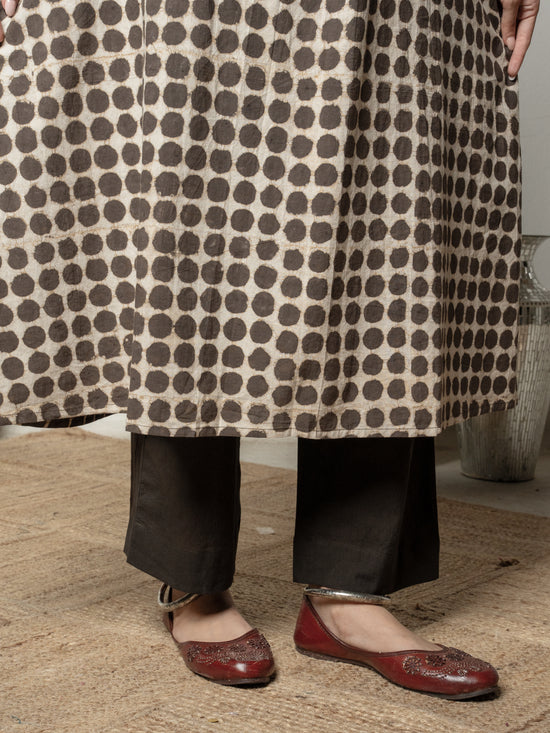 Dark Grey Cotton Shirt Collar Daabu Hand Print Kurta For Women's