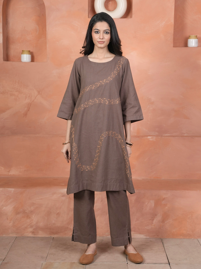 Brown Cotton Handloom Round Neck Kurta Pant Set For Women's
