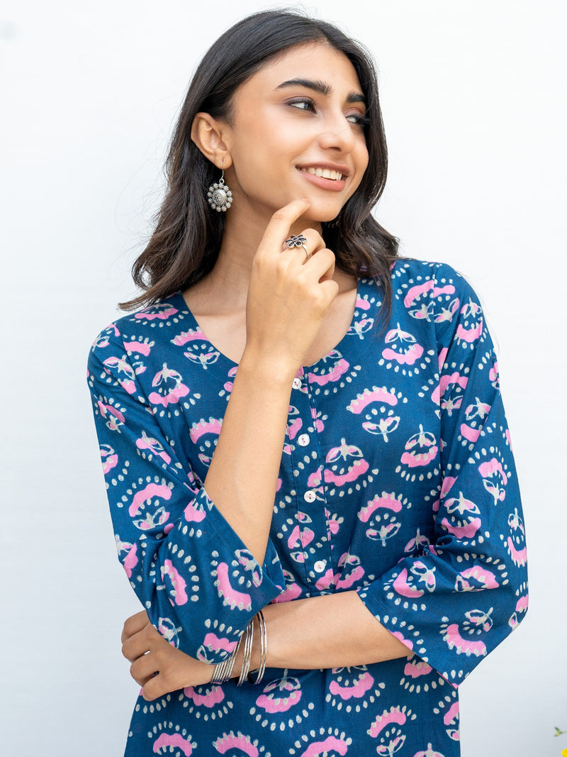 Blue Printed Cotton Kurta For Women's