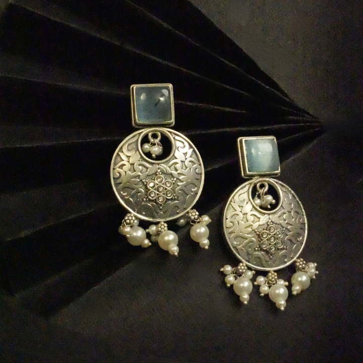 Floral Glow Silver Earrings