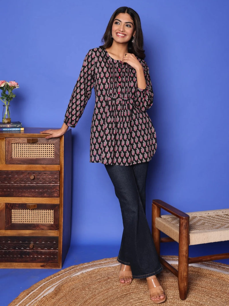 Black Cotton Round Handblock Short Top For Women's