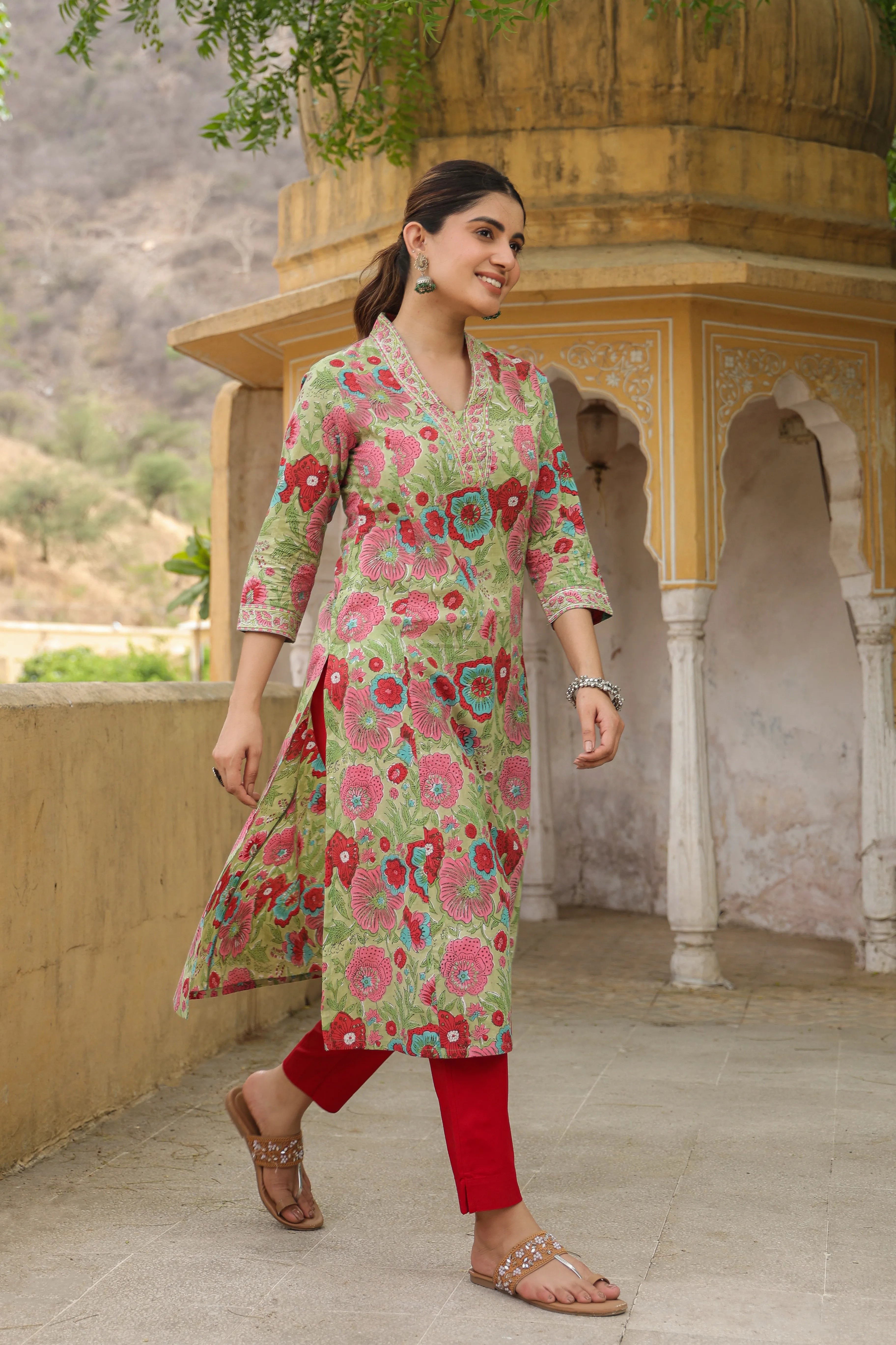 Gayatri Cotton Aline Kurta- Women's Kurtas