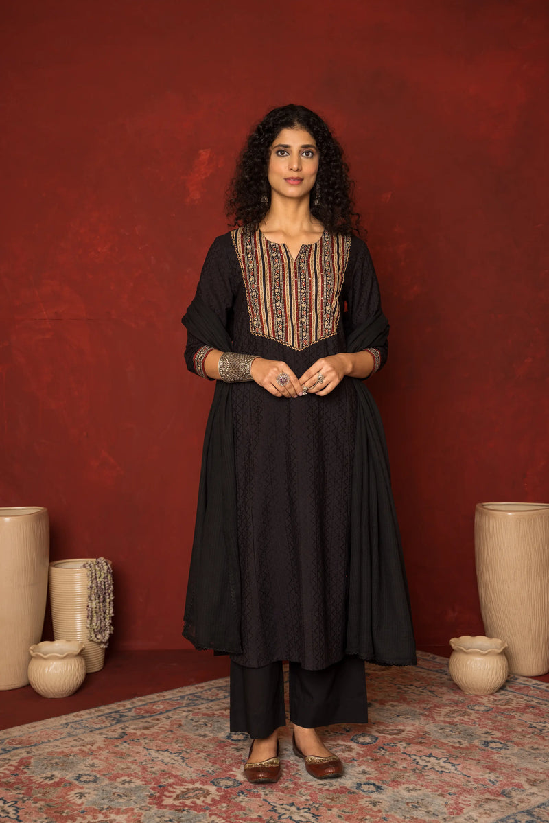 MIRAYA KURTA