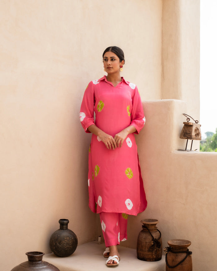 Pink Muslin Collar Neck Hand Done Bandhani Print Kurta Pant Set For Women's