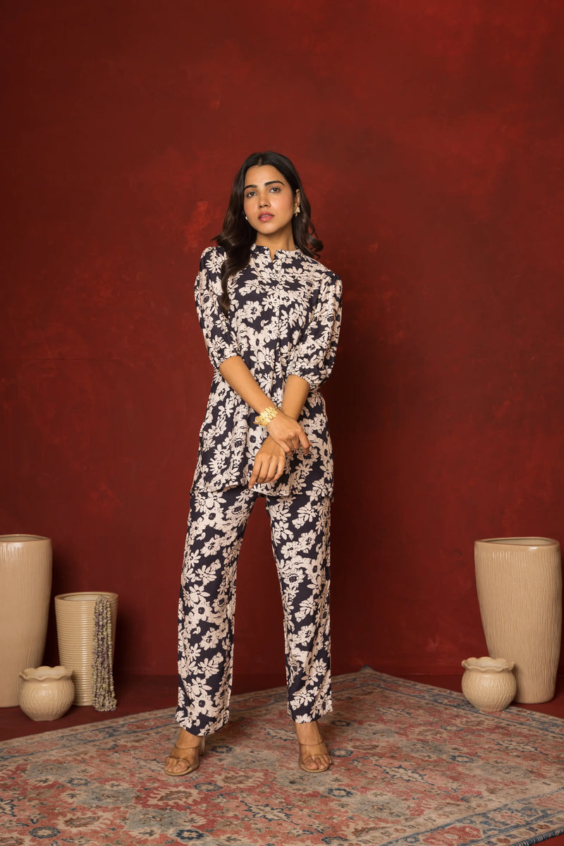 Black Muslin Collar Neck Floral Print Co-Ord Set For Women's