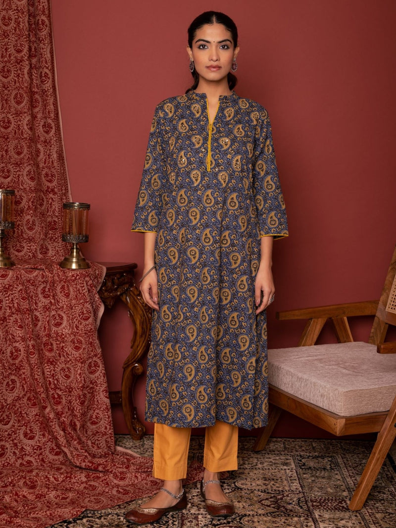 MEDHA KURTA