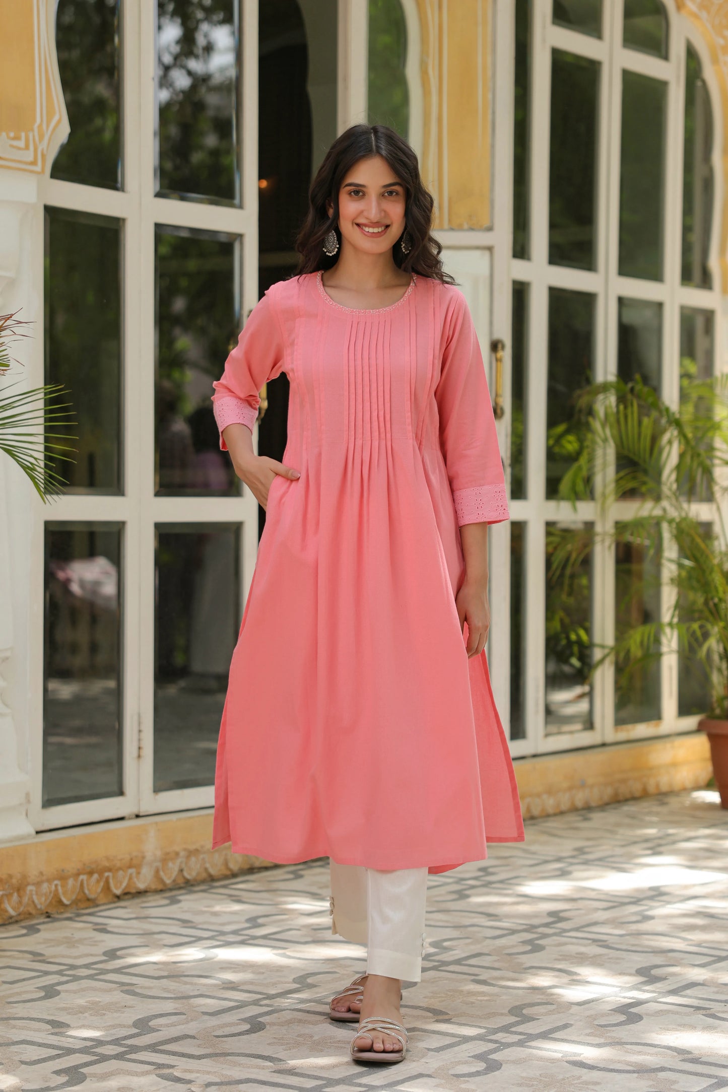 Nabhanya Straight Kurta- Women's Straight Kurti